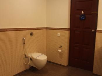 פורי Chanakya Bnr Hotel מראה חיצוני תמונה