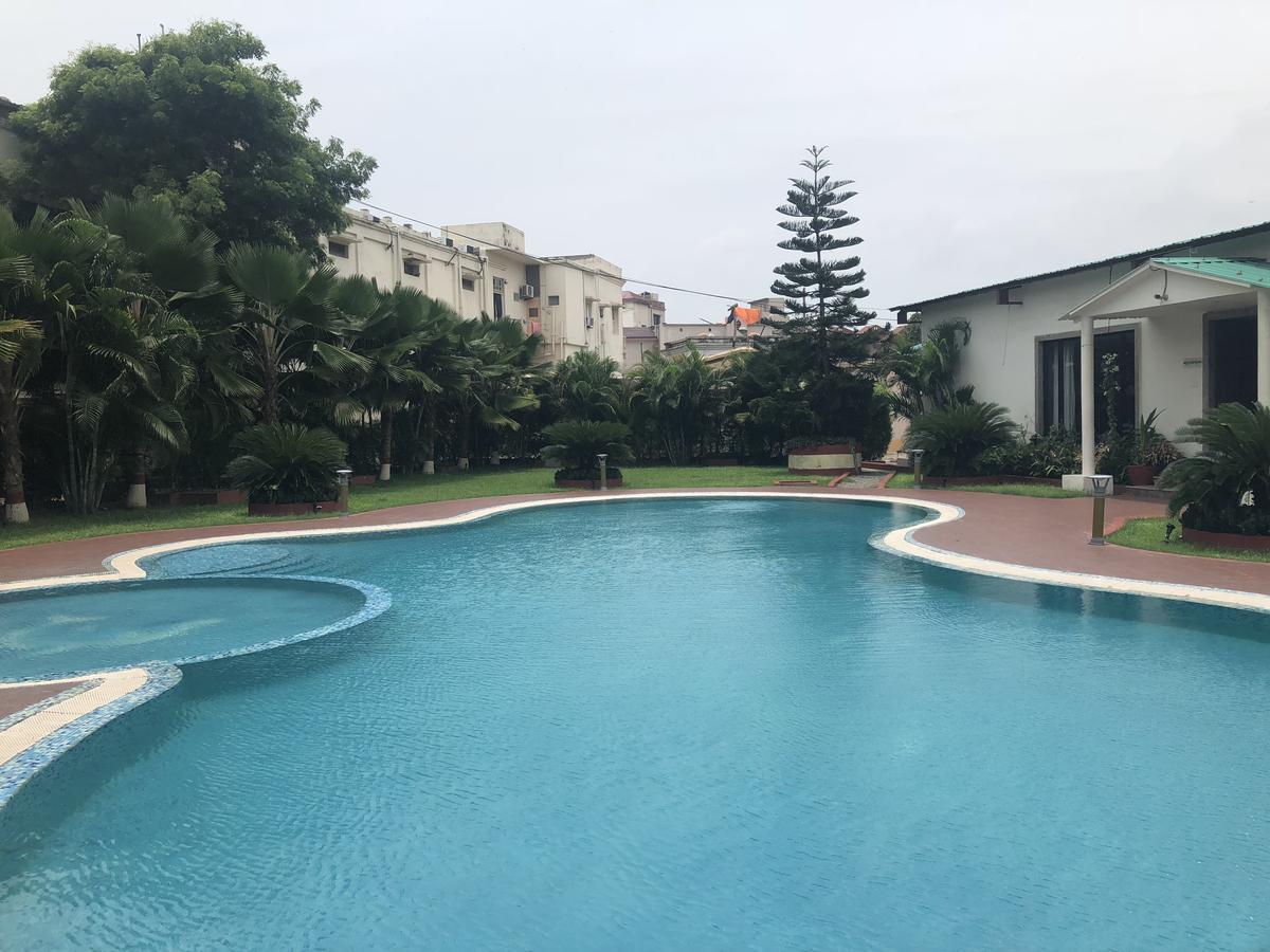 פורי Chanakya Bnr Hotel מראה חיצוני תמונה
